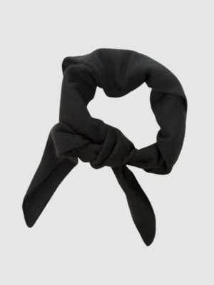 Triangle scarf small