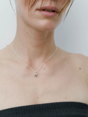 Alternative view of DATURA NECKLACE - SILVER