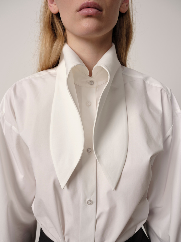 Leonardo shirt med stor krave