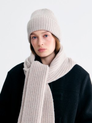 Jara beanie Lovechild 1979