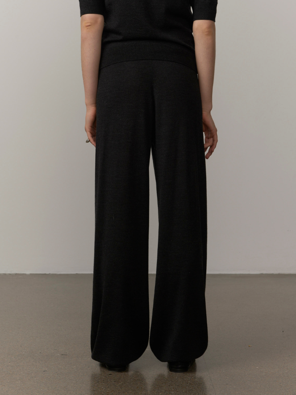 Clark knit pants dark grey