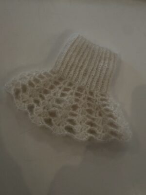 Eleanor lace cuffs